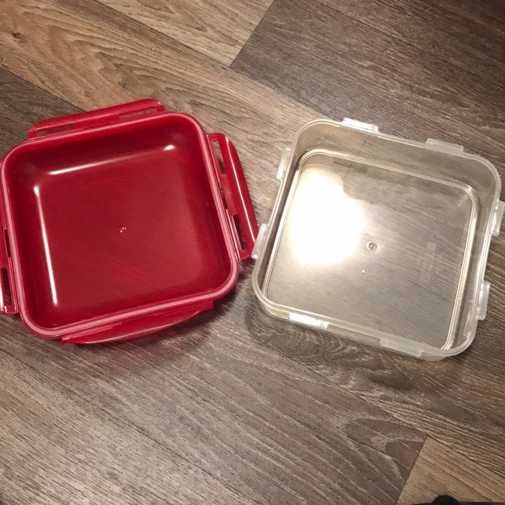 Lock & Lock Storage Set - Picture 4 of 4